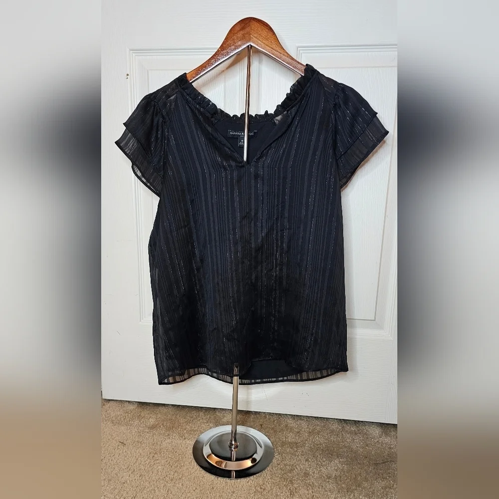 Banana Republic Black Sheer Metallic Stripe Ruffle Sleeve Blouse - Size Medium - Picture 1 of 5